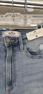 Hollister Curvy Ultra High-Rise Vintage Straight Distressed Jeans Size 5S